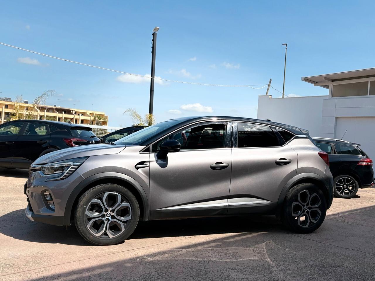 Renault Captur Full Hybrid E-Tech 145 CV Techno Fast Track
