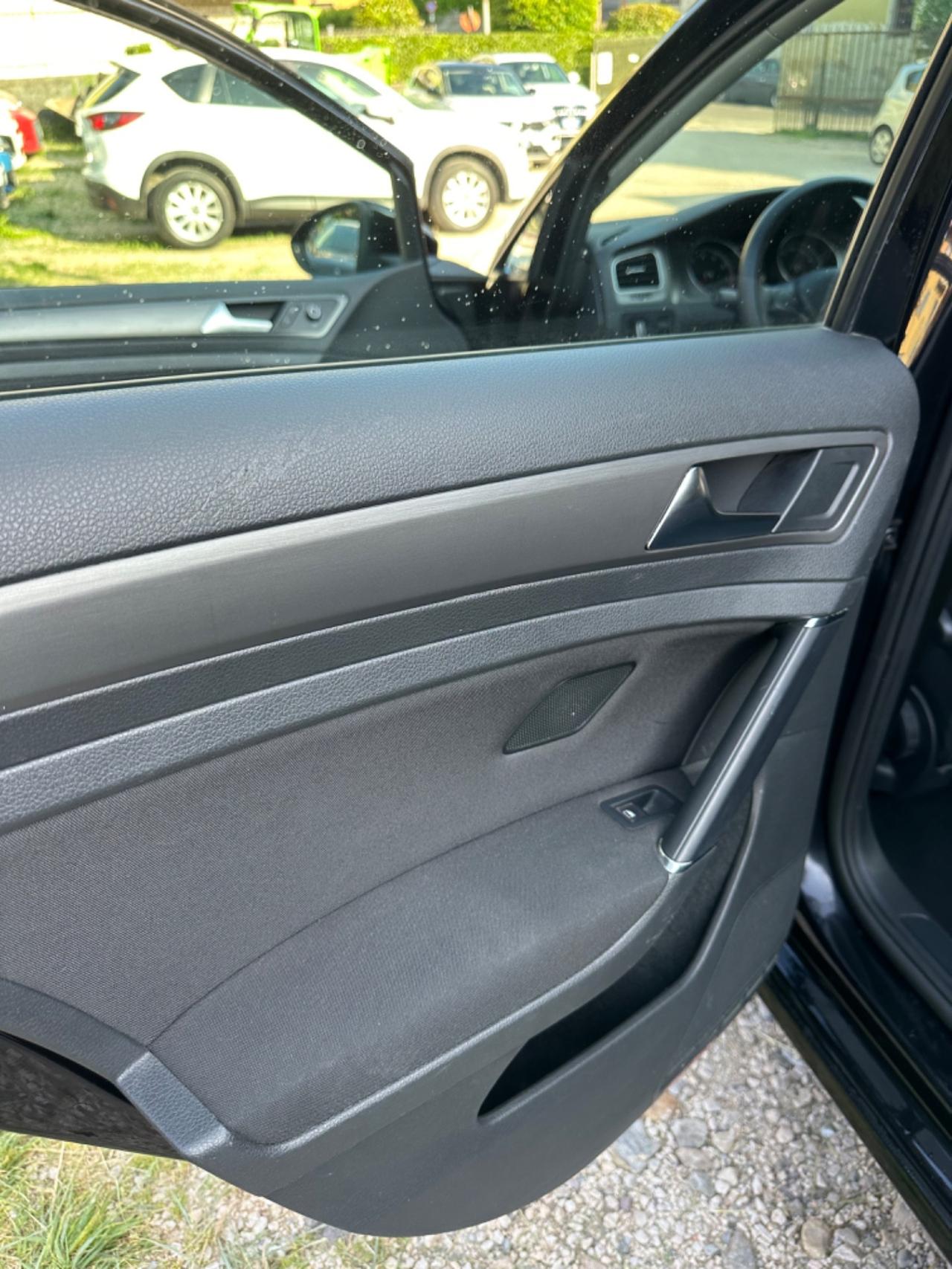 Volkswagen GOLF 1.2 TSI 105 CV CMBT KMCERT UNICOPR