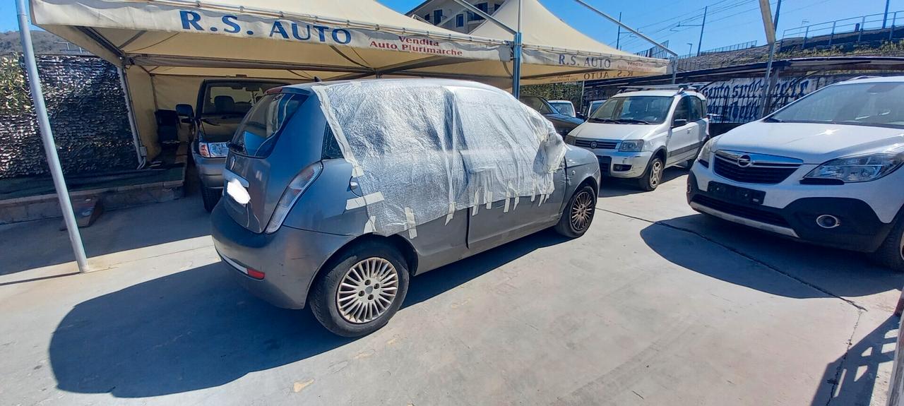 Lancia Ypsilon 1.2b senza motore 07