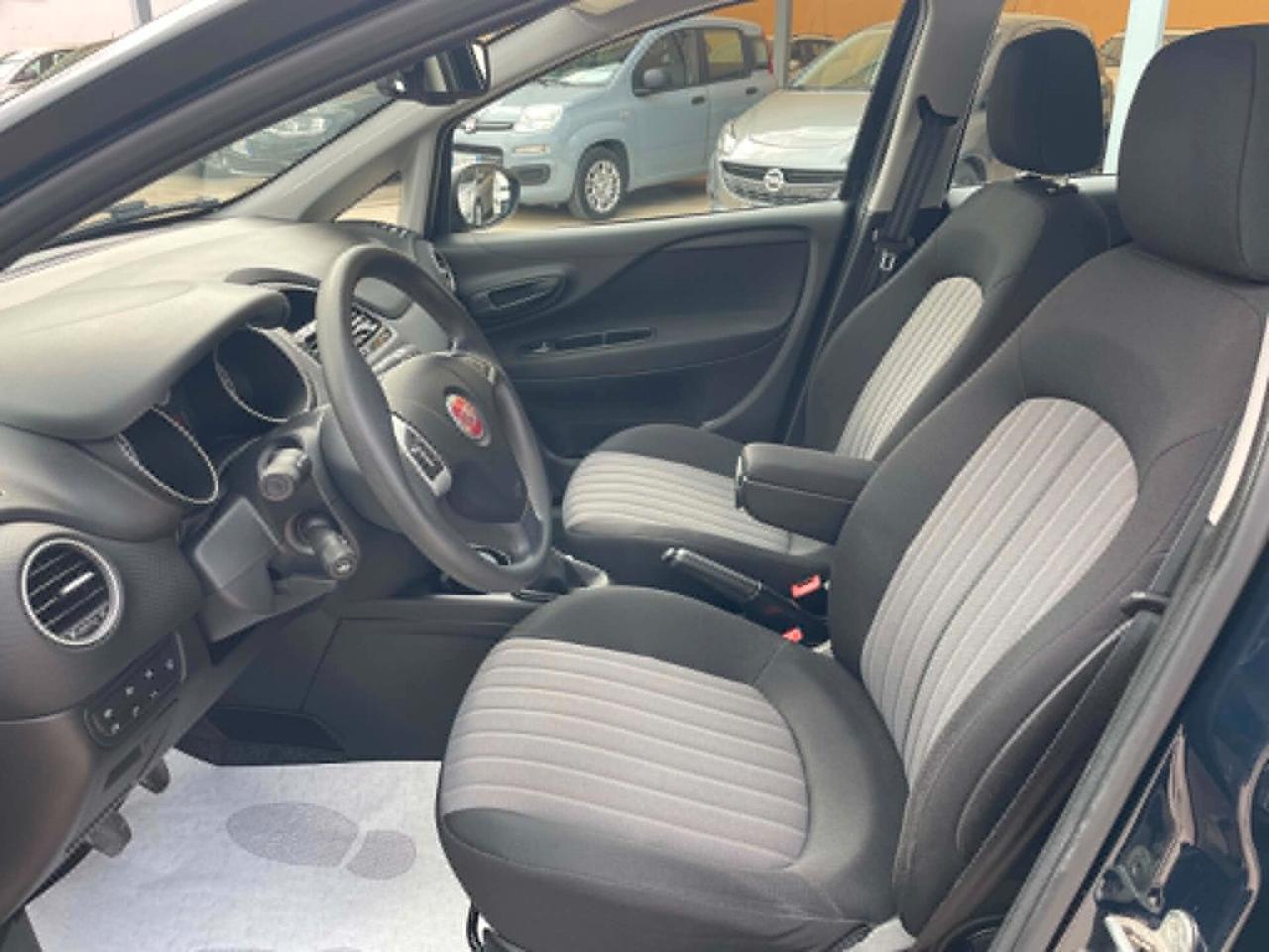 Fiat Punto 1.3 MJT II S&S 95 CV 5 porte Street