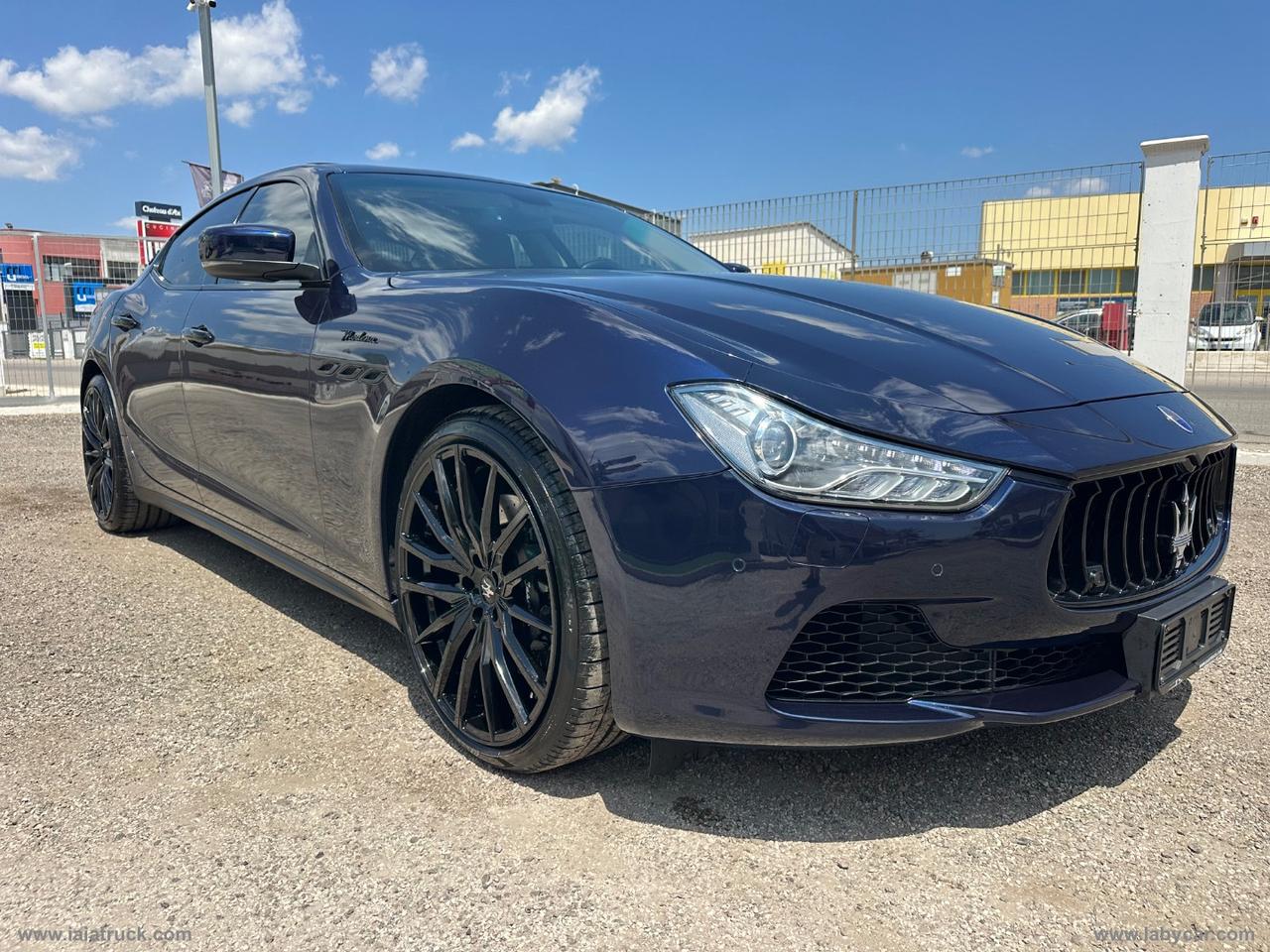 MASERATI Ghibli V6 SQ4 MODENA MOTORE FERRARI