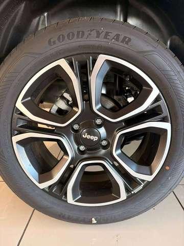 Jeep Avenger MY2025 1.2 100cv Summit + Navi + Tetto + Winter