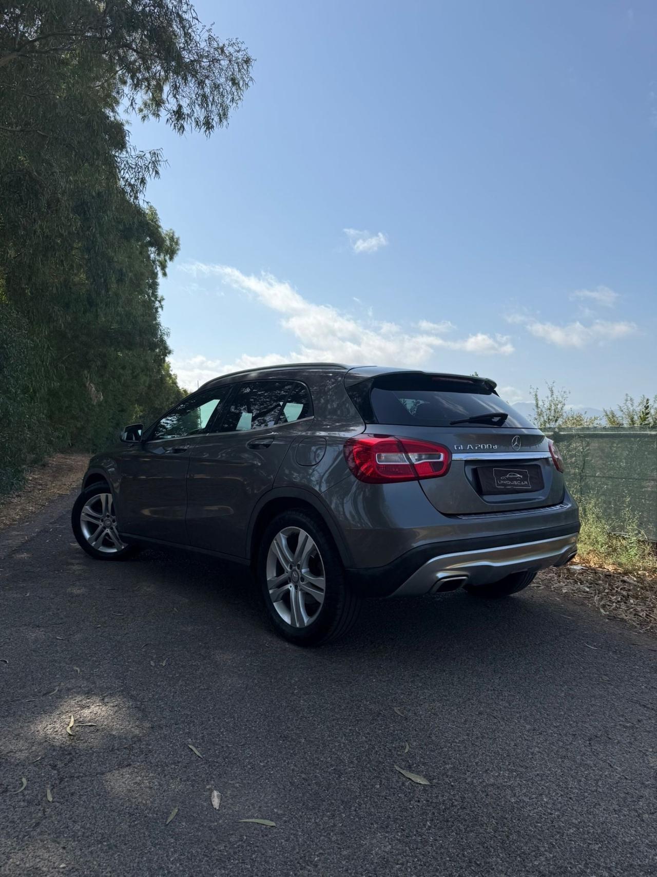Mercedes-benz GLA 200 d Automatic Premium