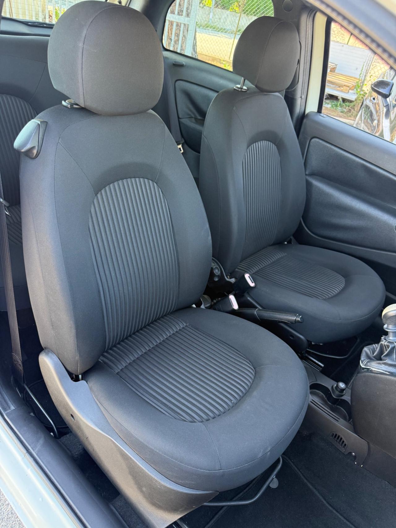 Lancia Ypsilon 1.2 Benzina 70milaKM Neopatentati