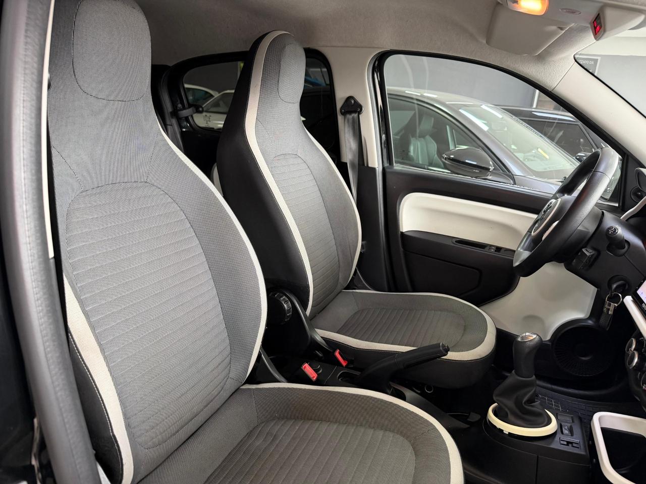 Renault Twingo 1.0 tCe 70cv La Parisienne 2016