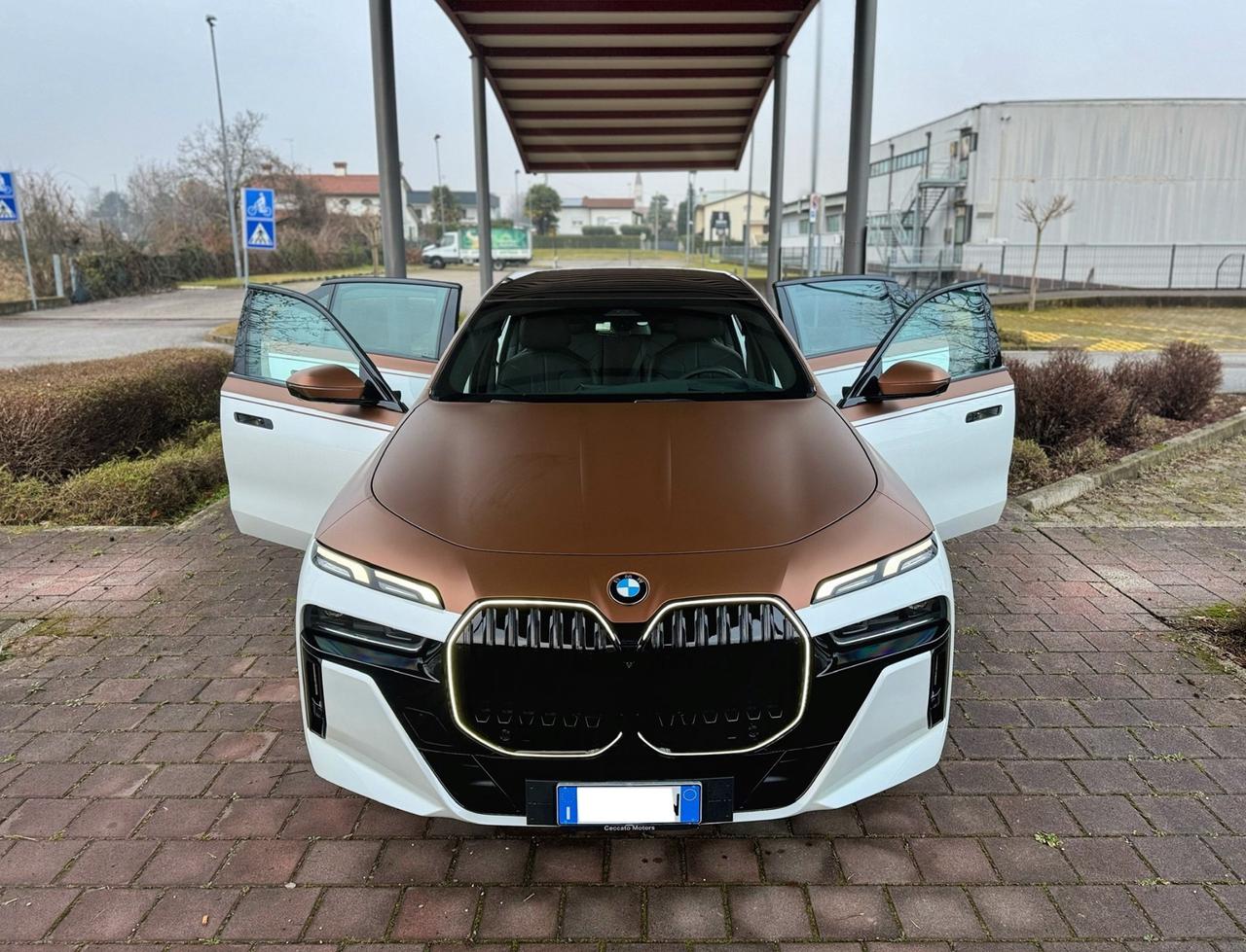 Bmw 740 740d xDrive Msport unico proprietario 5.000 km