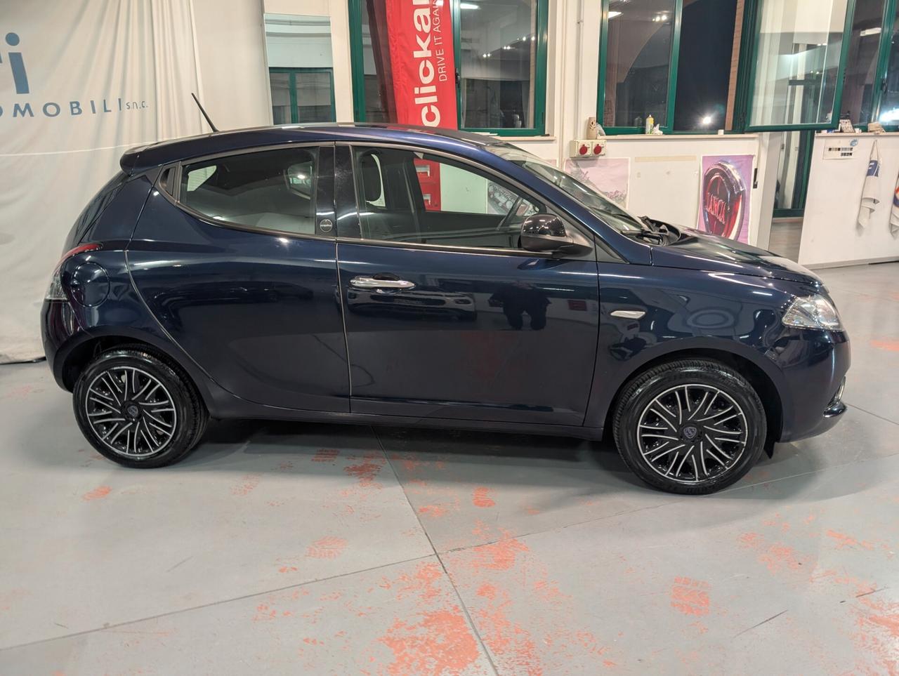 Lancia Ypsilon 1.0 FireFly 5 porte S&S Hybrid Maryne