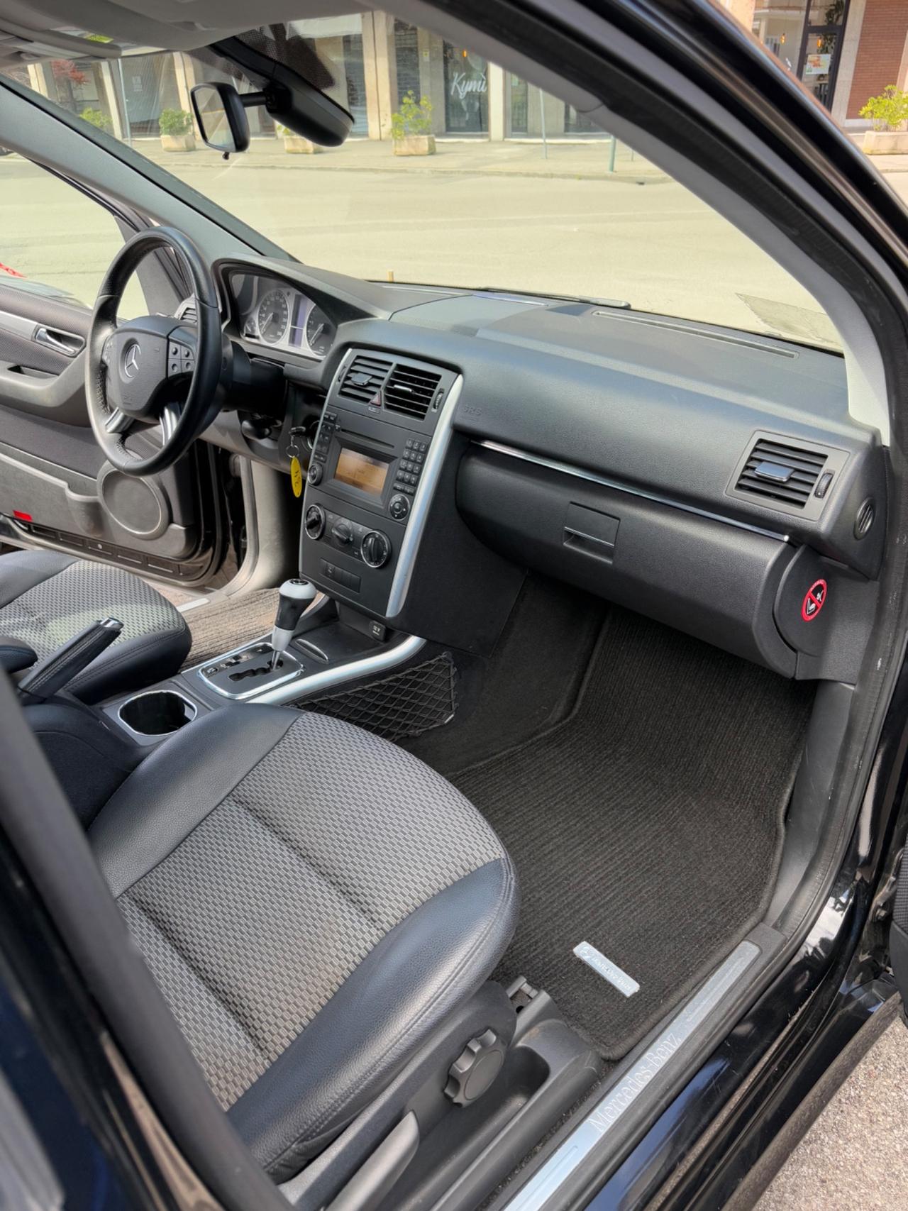 Mercedes-benz B 200 CDI Chrome