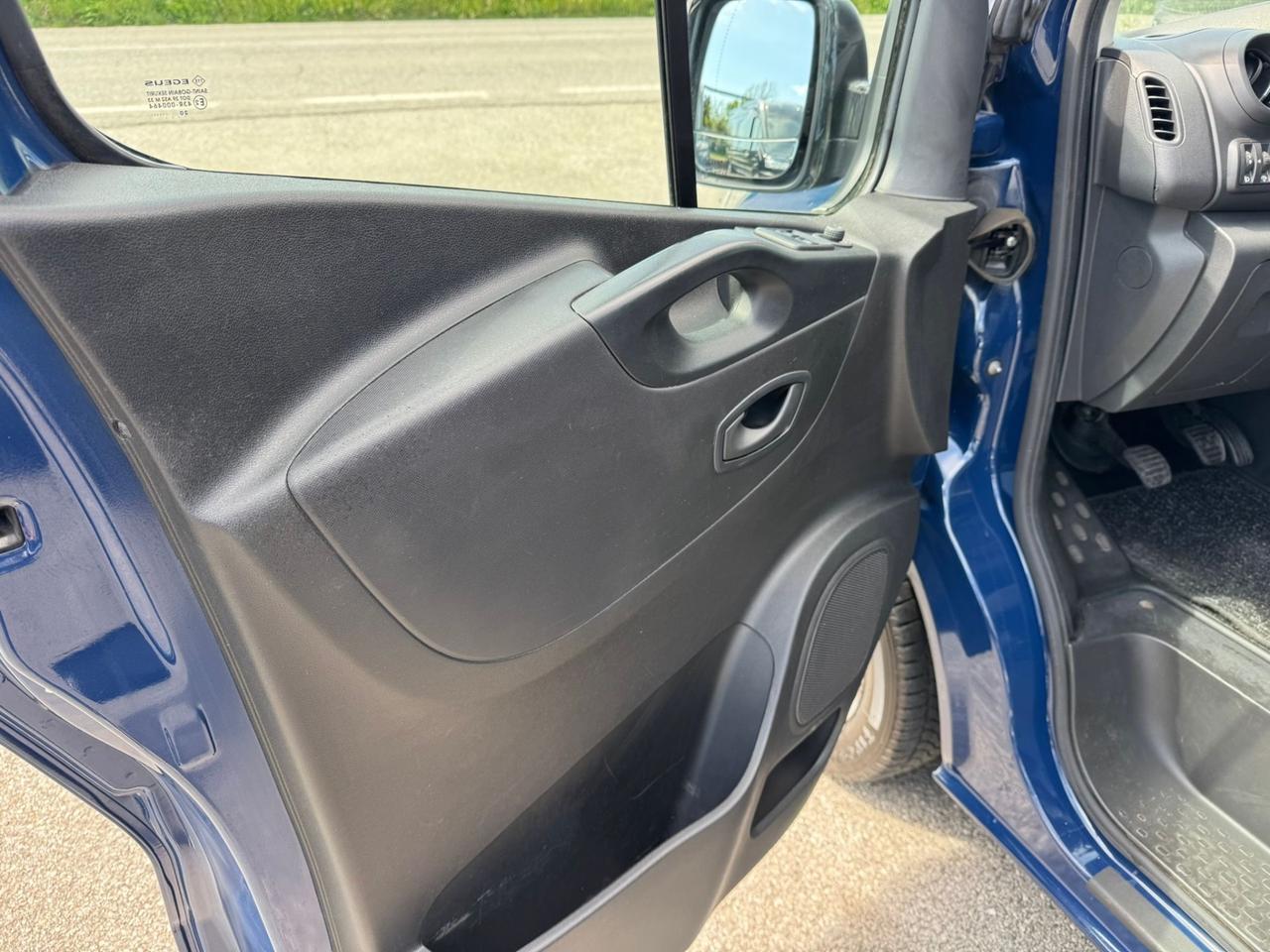 Renault Trafic T29 2.0 dCi 120CV PC-TN Furgone Ice