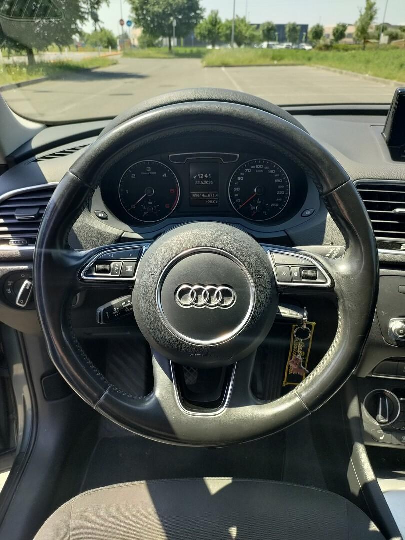 AUDI Q3 2.0 tdi Business 150cv