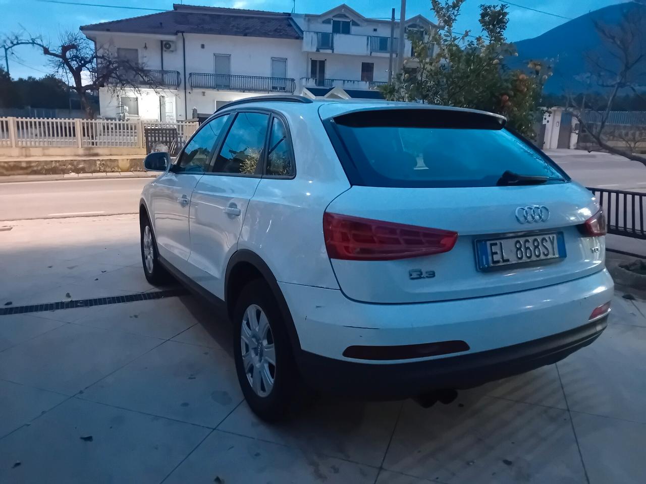 Audi Q3 2.0 TDI quattro Business