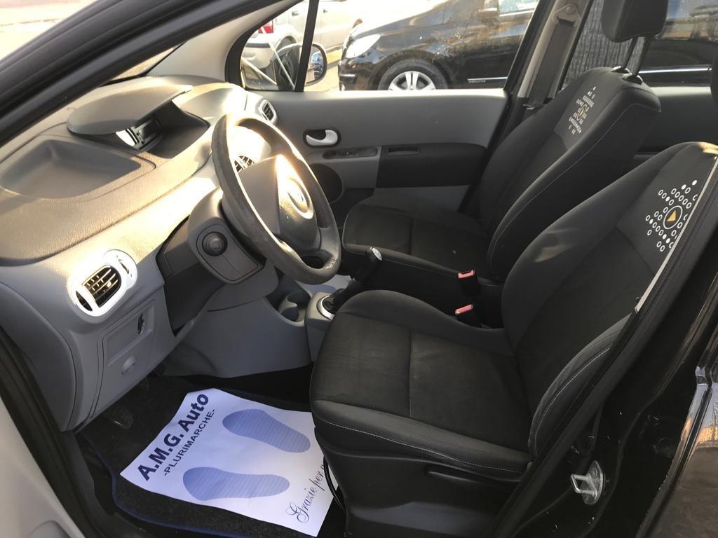 Renault Modus 1.5 dCi 75CV 55 KW Wave auto pari al nuovo