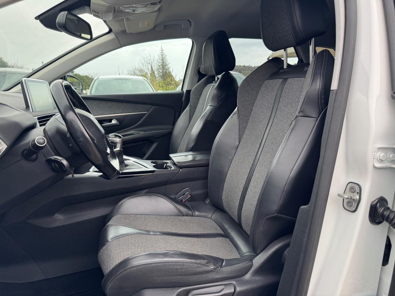 Peugeot 3008 BlueHDi 130 S&S Allure