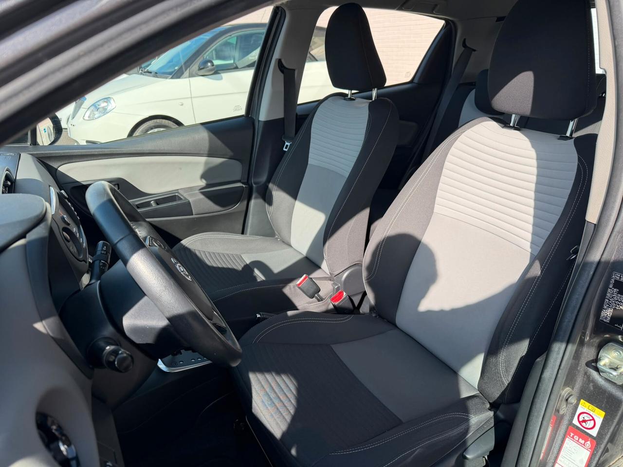 Toyota Yaris 1.5 Hybrid 5 porte Active