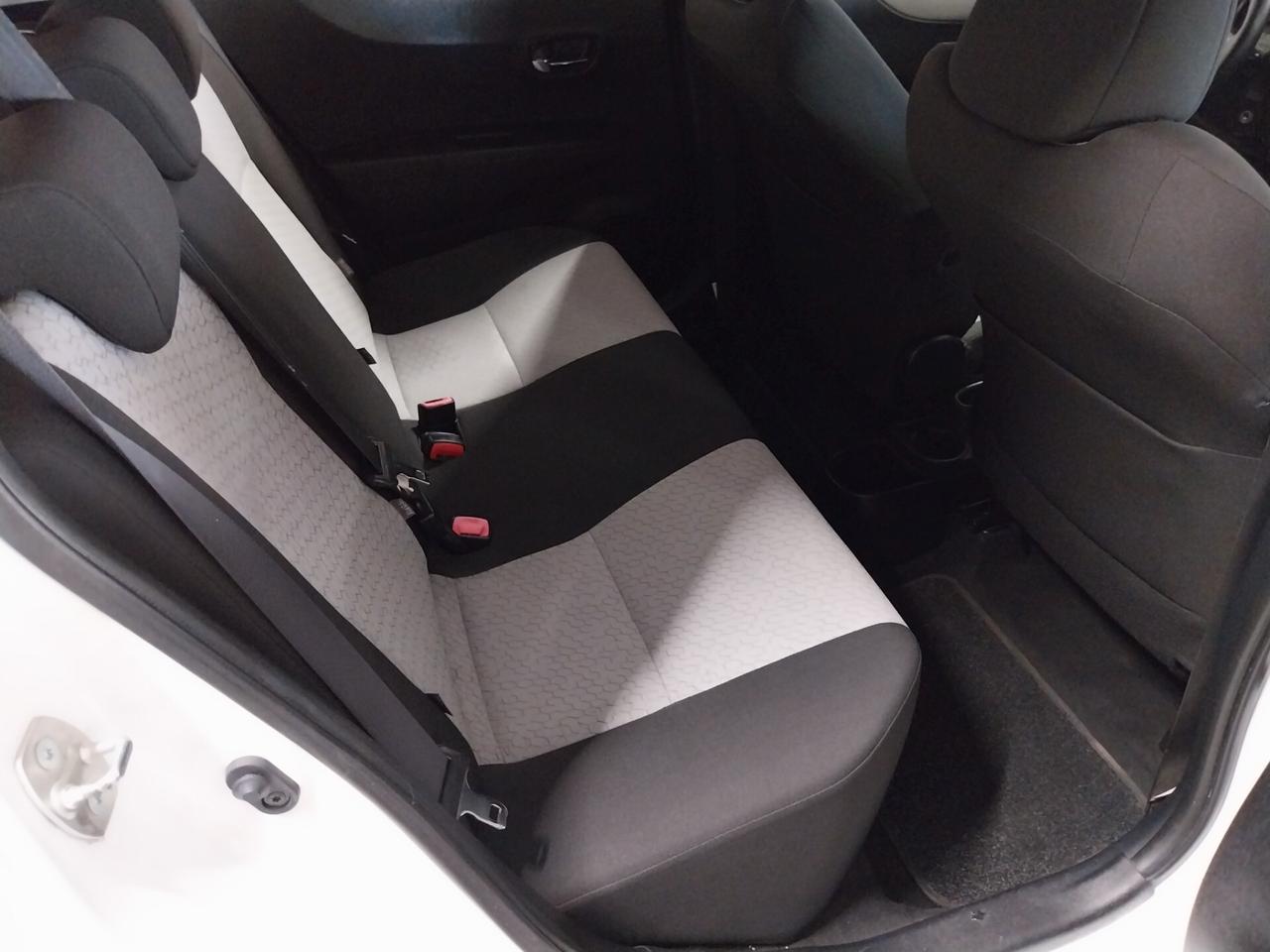 Toyota Yaris 1.4 D - 4 Lounge - ok neopatentati