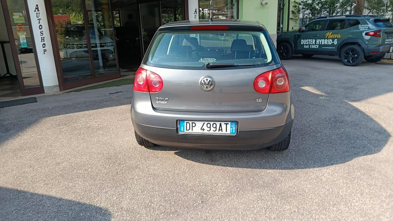 Volkswagen Golf 1.6 5p. Comfortline