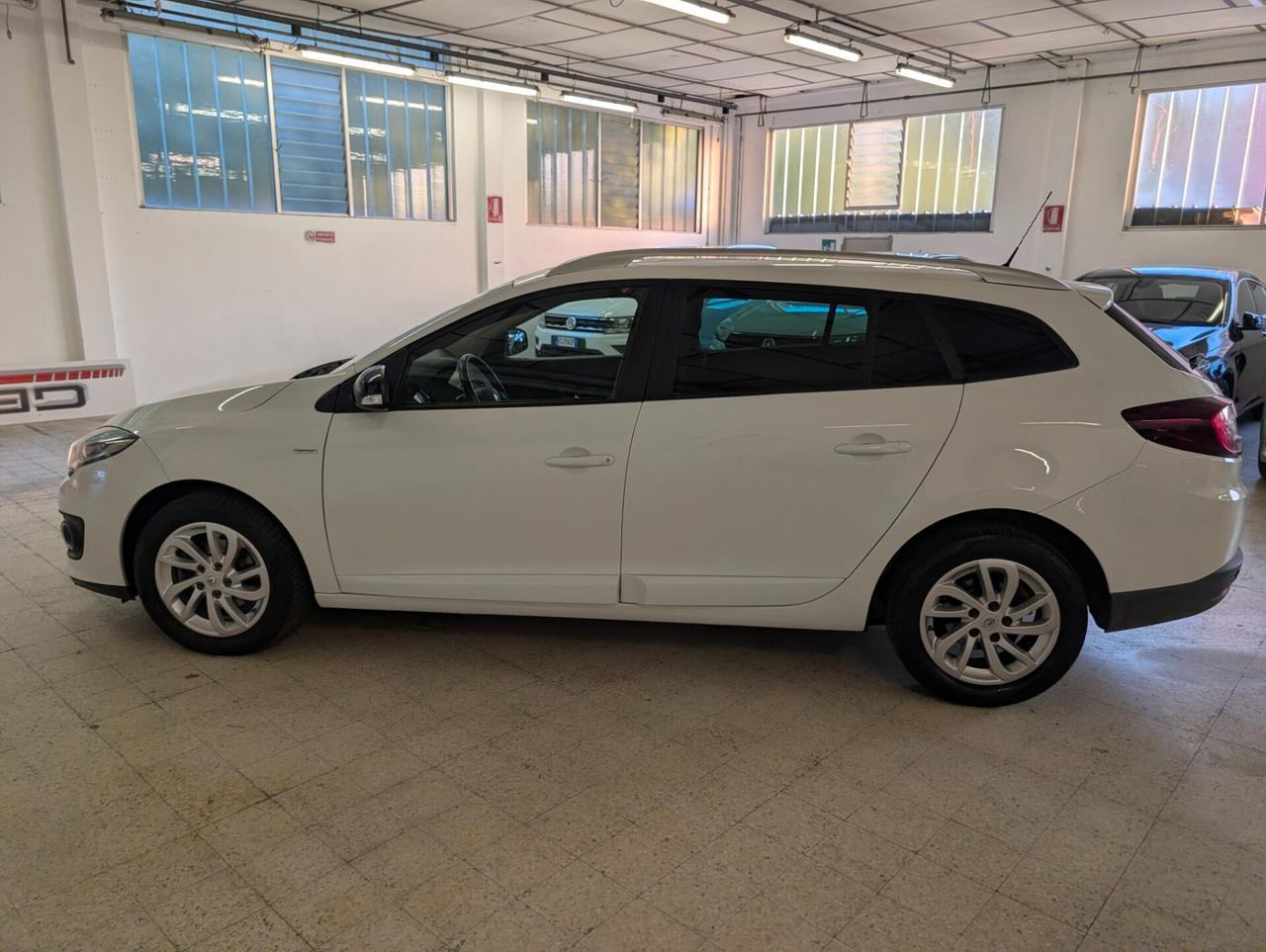 Renault Megane Mégane dCi 110CV limited