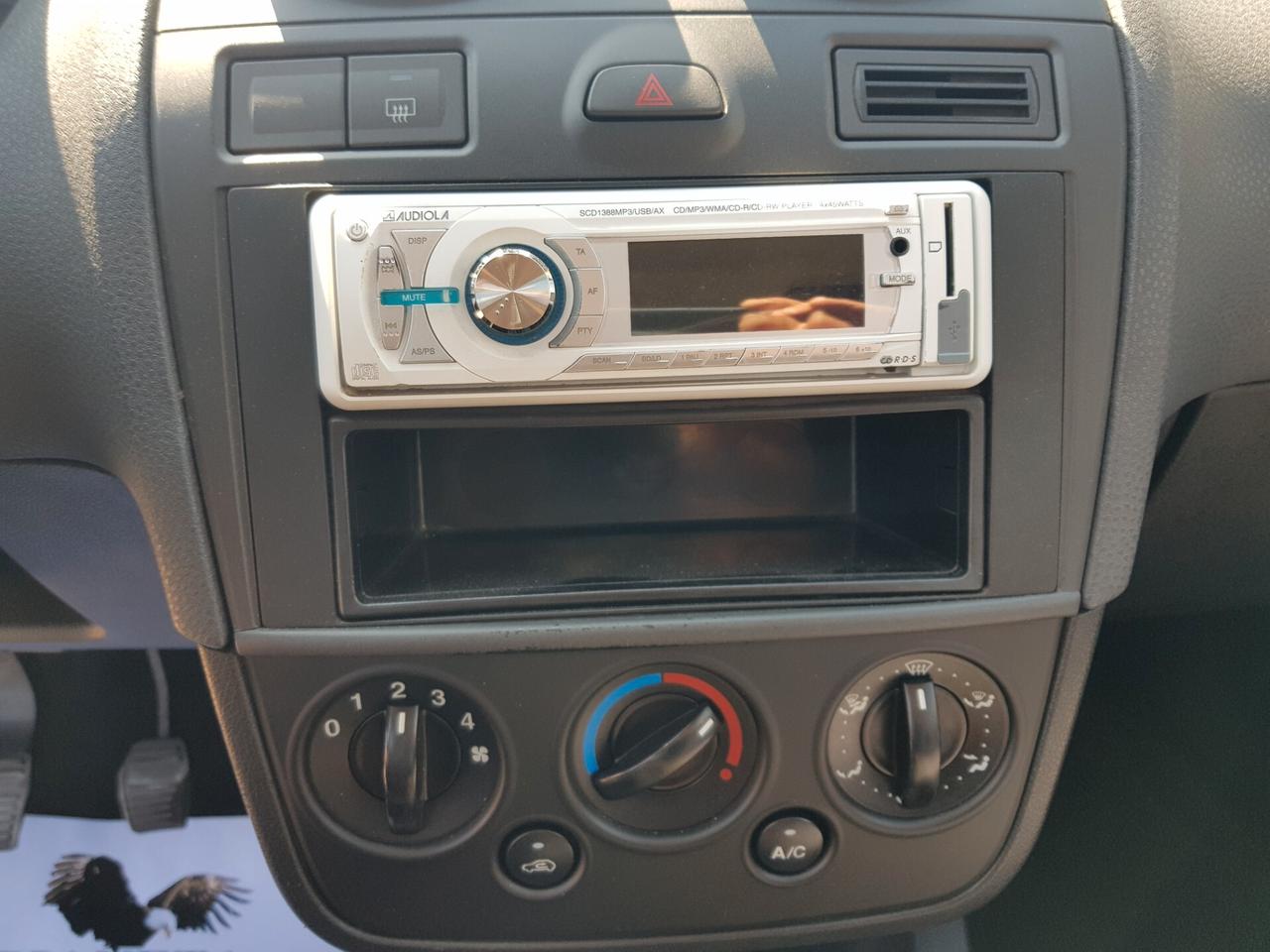 Ford Fiesta 1.4 Tdci 70cv Clima Cerchi 5p.