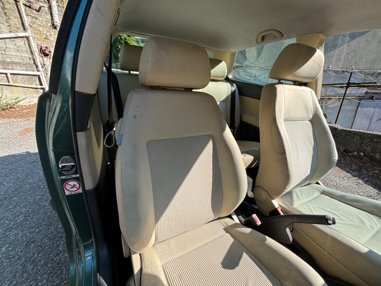 Volkswagen Polo 1.4/75CV 16V 3p. Sportline