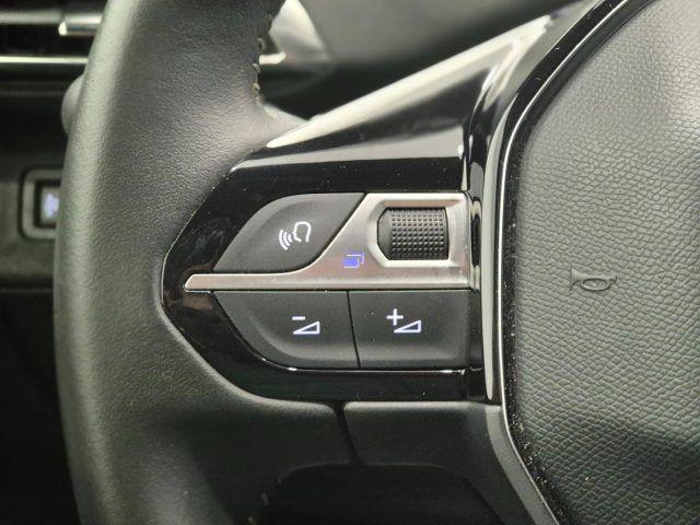 PEUGEOT 3008 PureTech Turbo 130 S&S Allure Pack N1 Autocarro