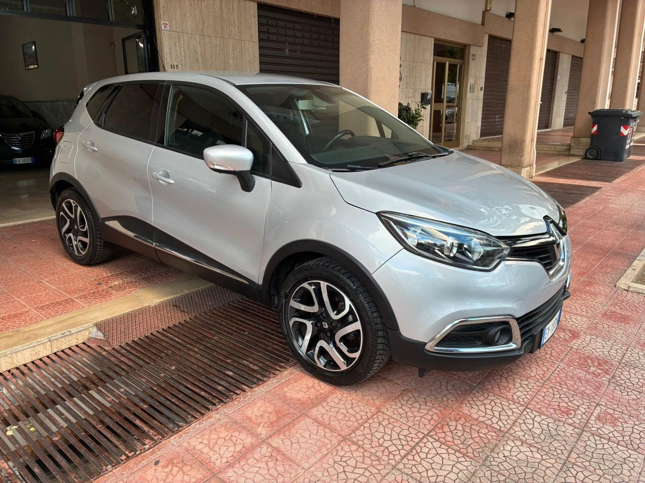 Renault Captur 1.5dCi Navi retro perfetta-2015