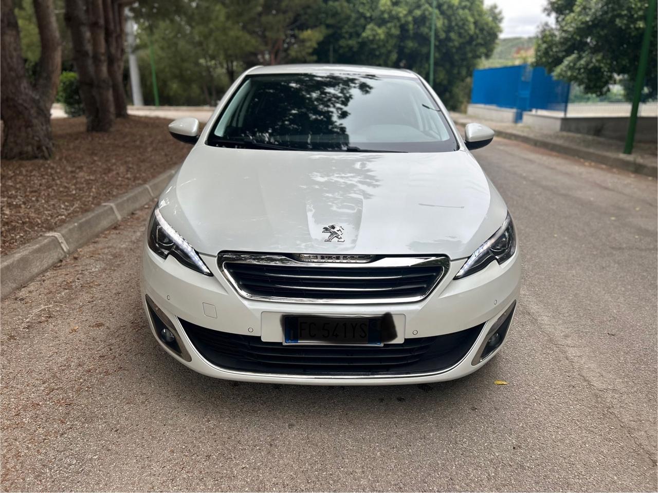 Peugeot 308 BlueHDi 120 S&S Allure