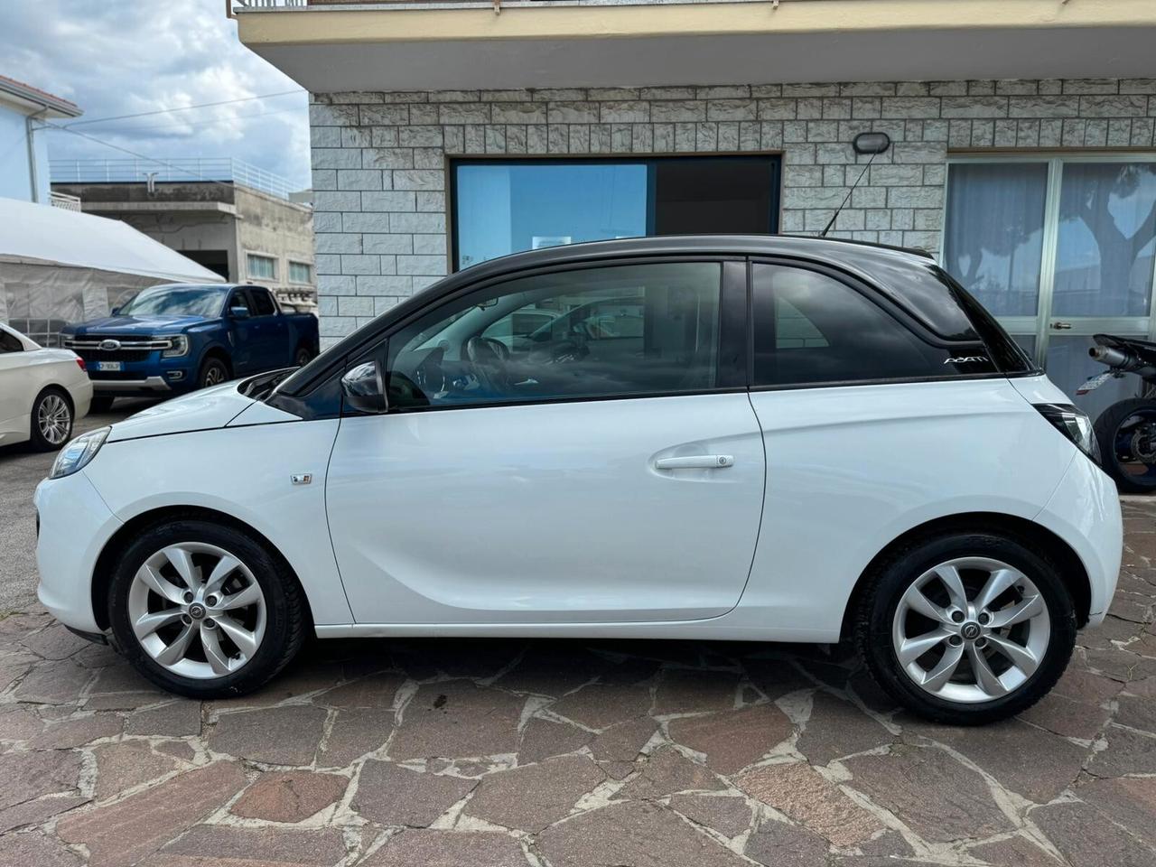 Opel Adam 1.4 87 CV GPL Tech Jam