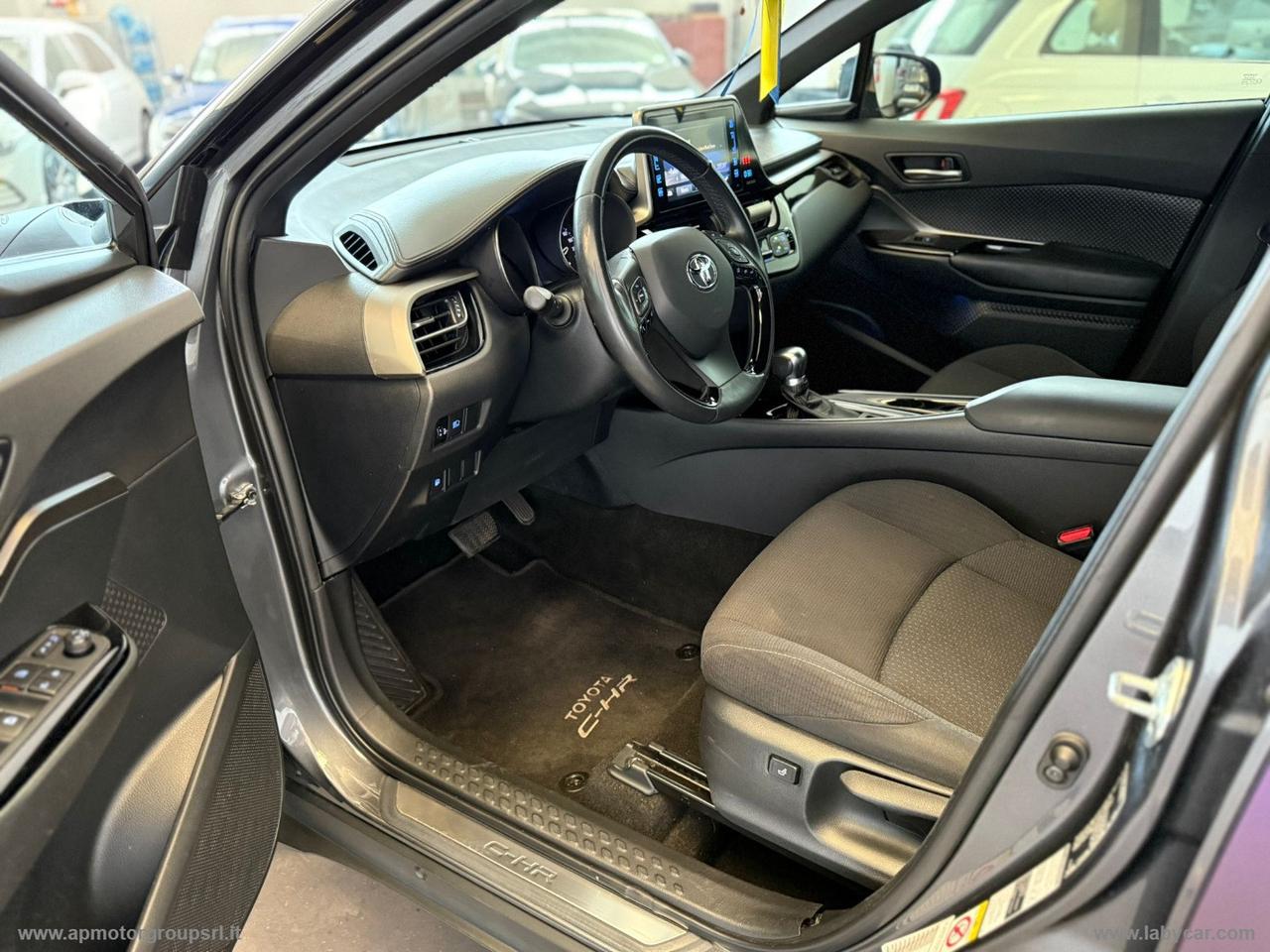 TOYOTA C-HR 1.8 Hybrid E-CVT 2WD Lounge