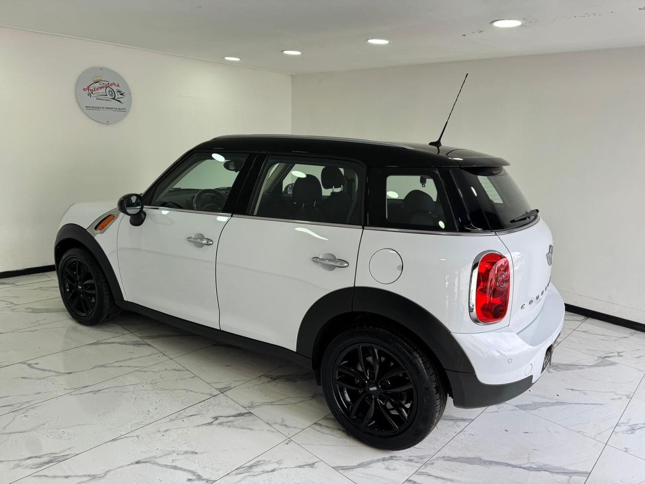 Mini Cooper D Countryman -SOLAMENTE 29000 KM-EURO 6-2015