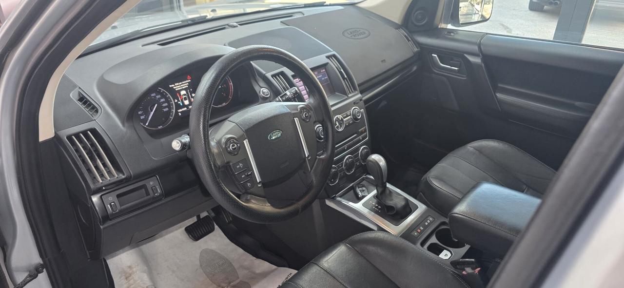 Land Rover Freelander 2.2 TD4 S.W. SE