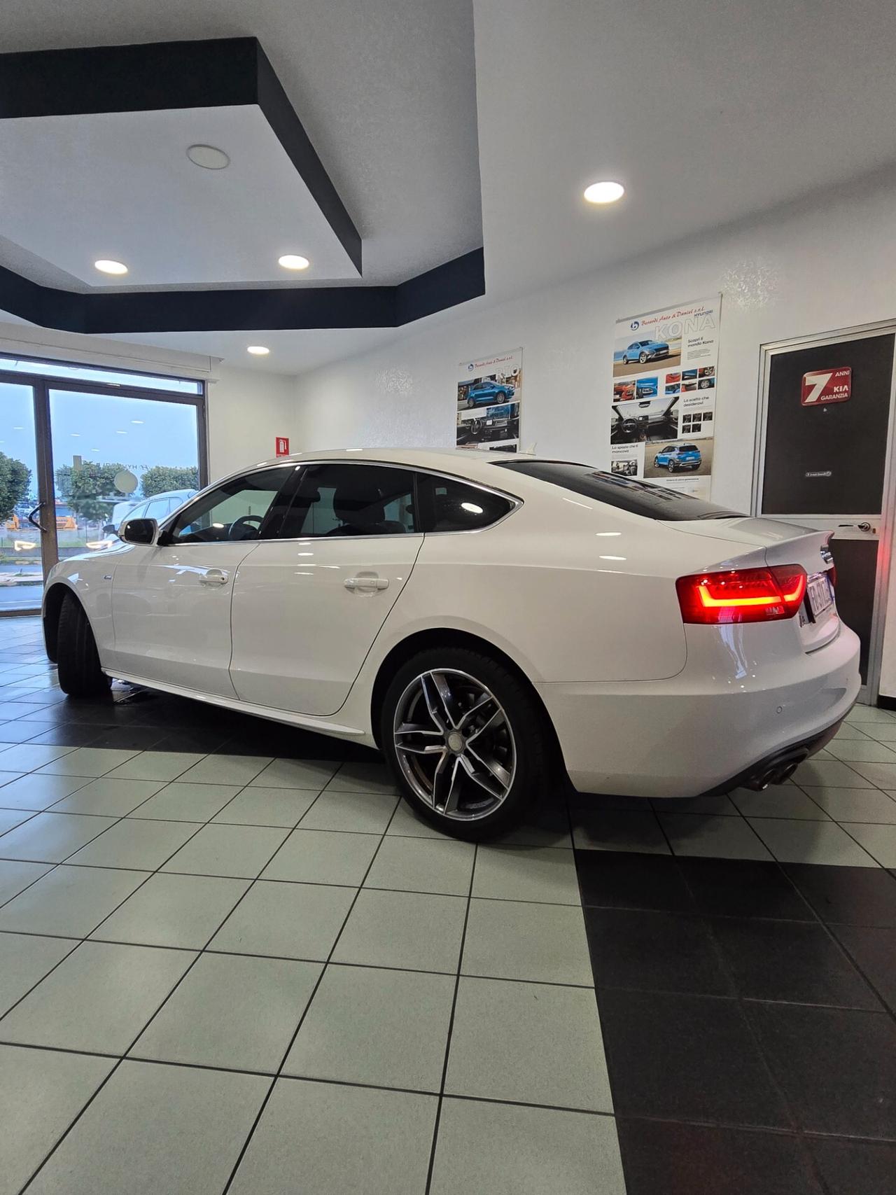 Audi A5 2.0 TDI 150 CV S line