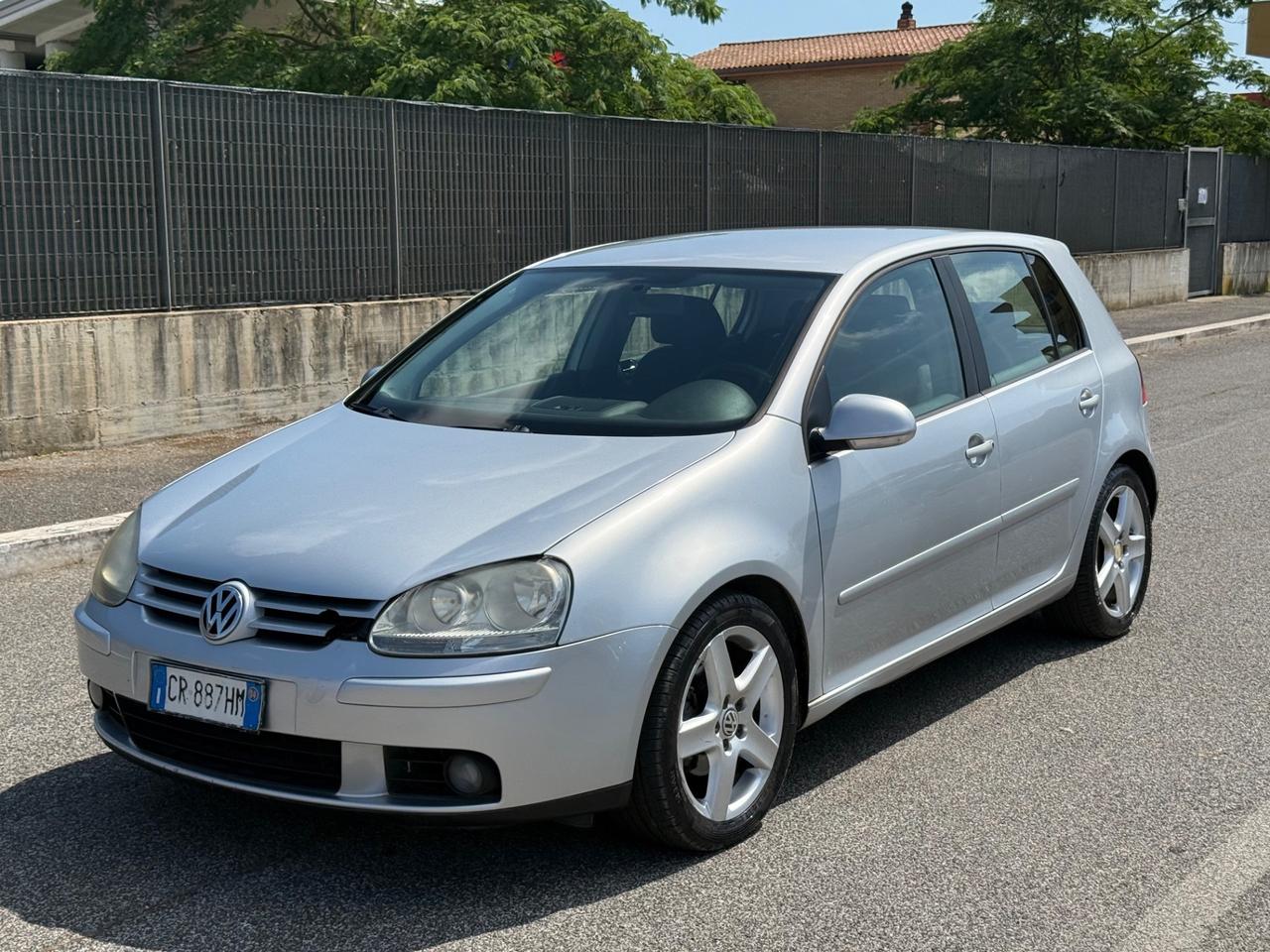 Volkswagen Golf 2.0 TDI 140cv 5p. Sportline