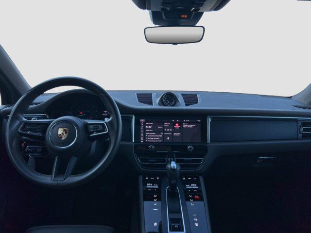 PORSCHE Macan Macan 2.0