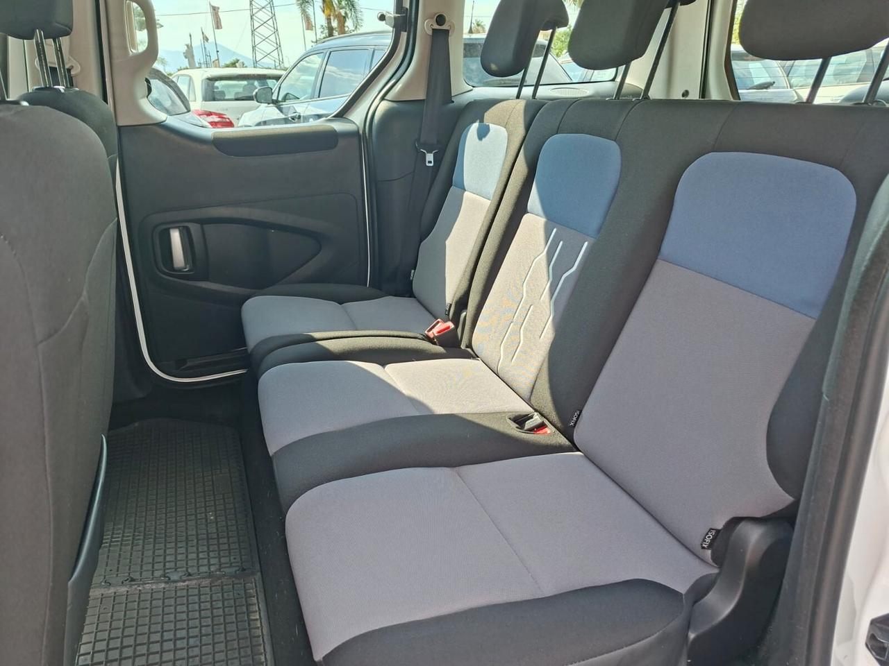Peugeot Partner Tepee Mix BlueHDi 120 S&S Active