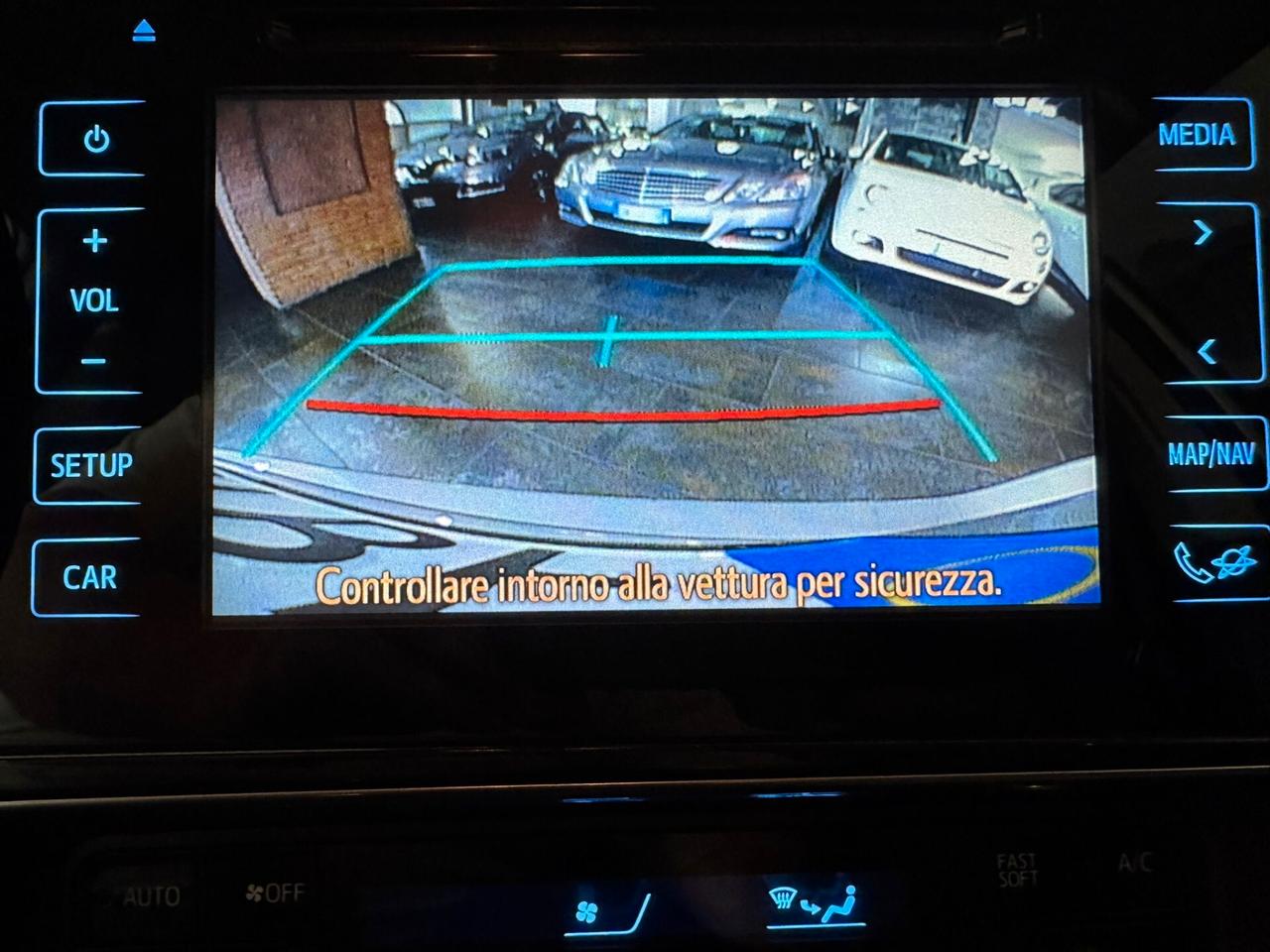 Toyota Auris Touring Sports 1.8 Hybrid Style