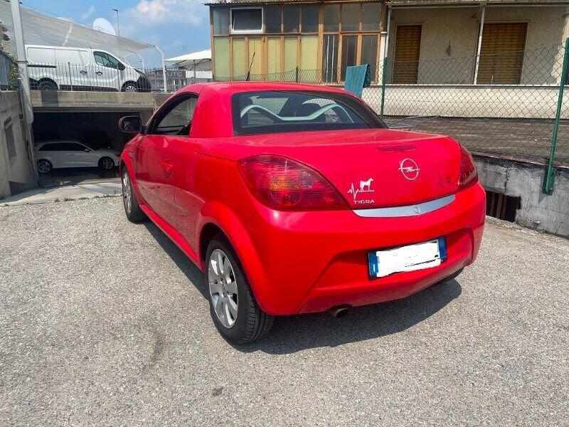 Opel Tigra TwinTop Tigra TwinTop 1.4 16V Sport