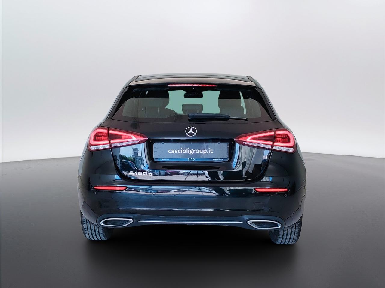 Mercedes-Benz Classe A - W177 2018 - A 180 d Sport auto