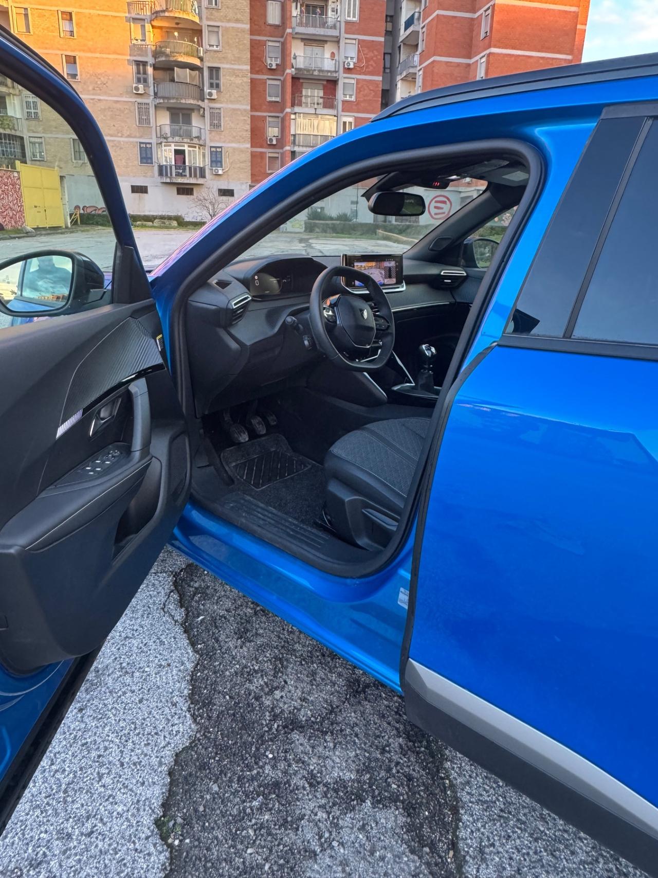 Peugeot 2008 PureTech 100 S&S Allure