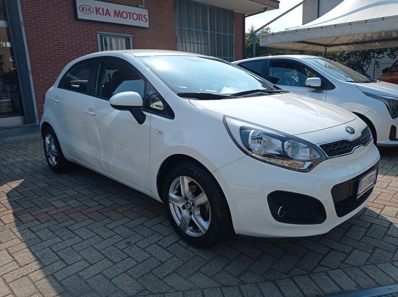 Kia Rio 1.1 CRDi WGT 5p. LX