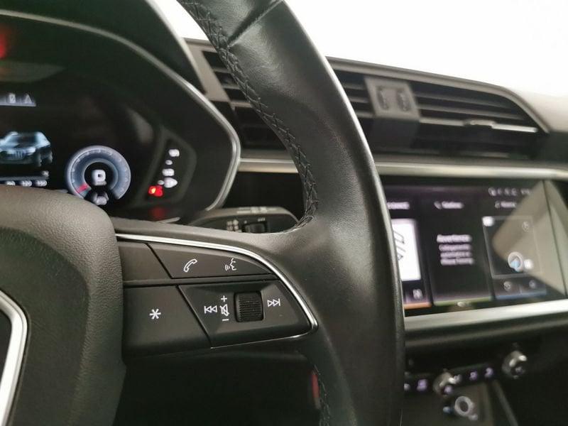 Audi Q3 35 2.0 tdi Business Advanced s-tronic