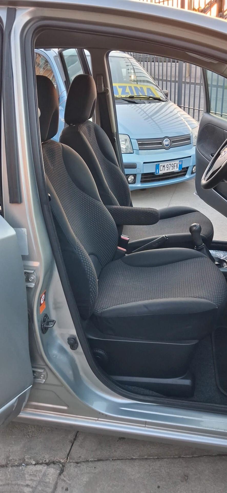 Nissan Note 1.4 16V Sport