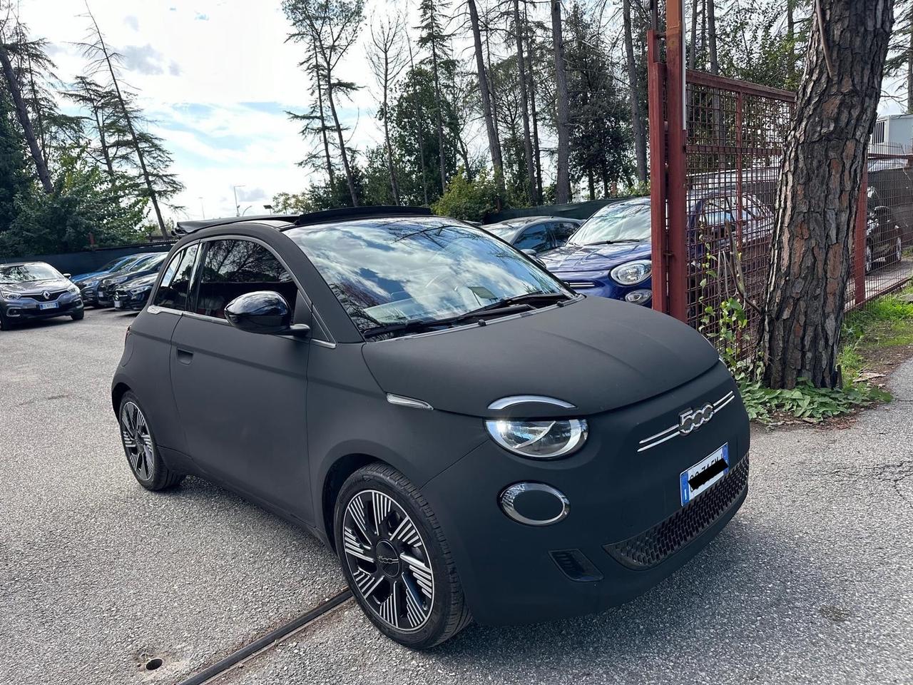 Fiat 500 500e Cabrio 42 kWh La Prima