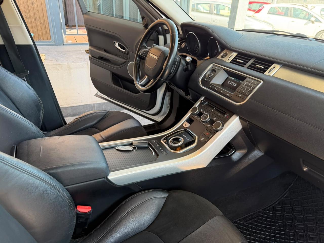 Land Rover Range Evoque 2.2 TD4 5p. Prestige