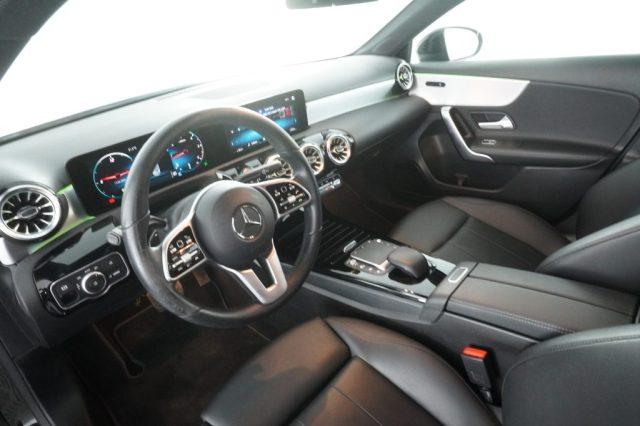 MERCEDES-BENZ A 180 A 180 d Automatic Progressive Advanced