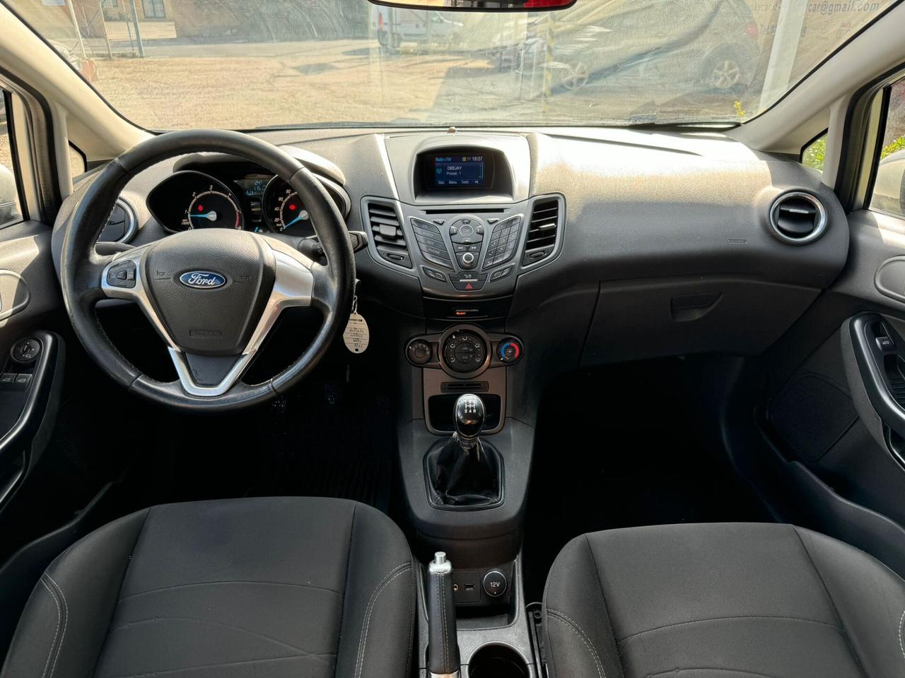 Ford Fiesta 1.5 TDCi 75CV 5 porte Business