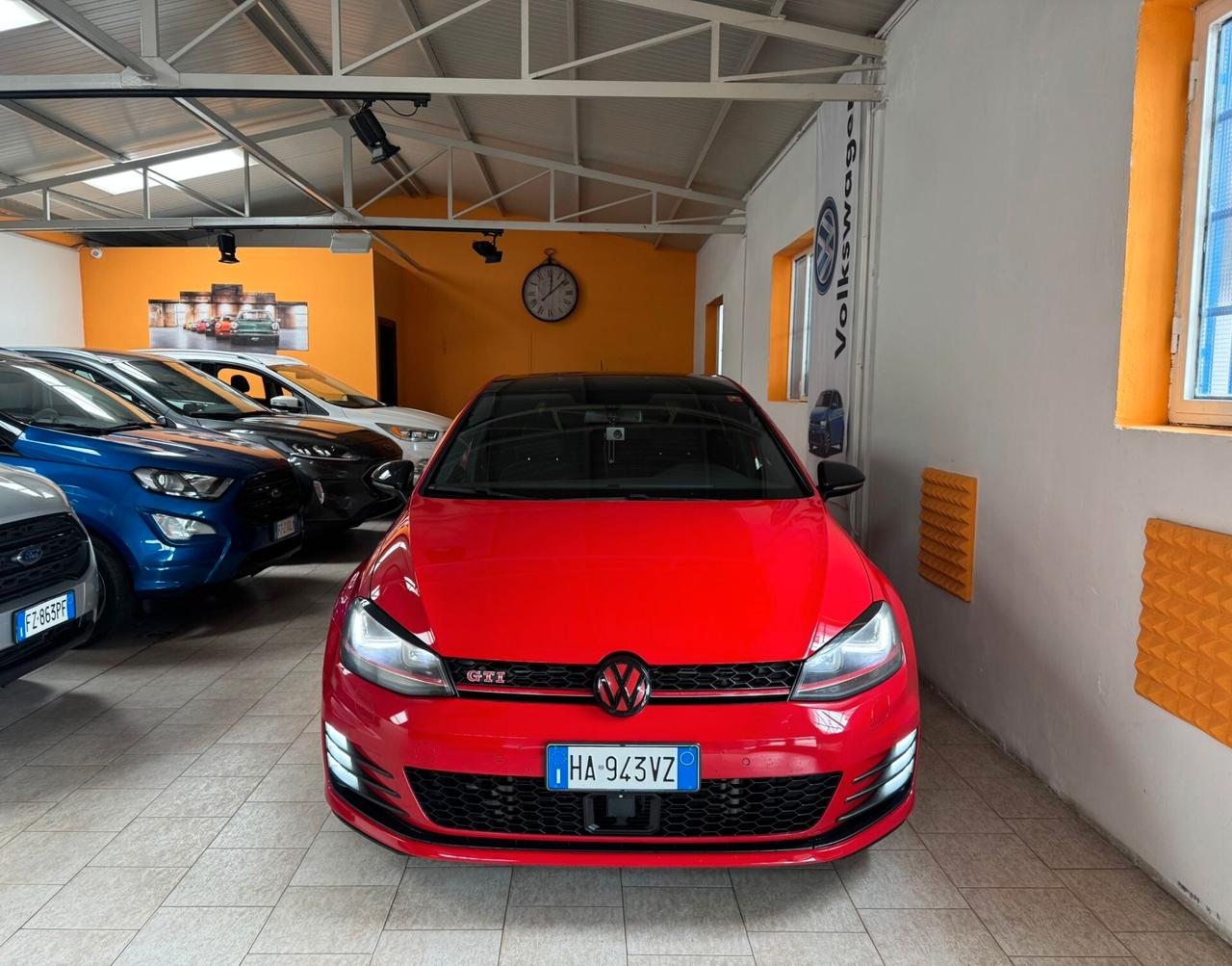 Volkswagen Golf GTI Performance 2.0 TSI DSG 5p. BlueMotion Technology