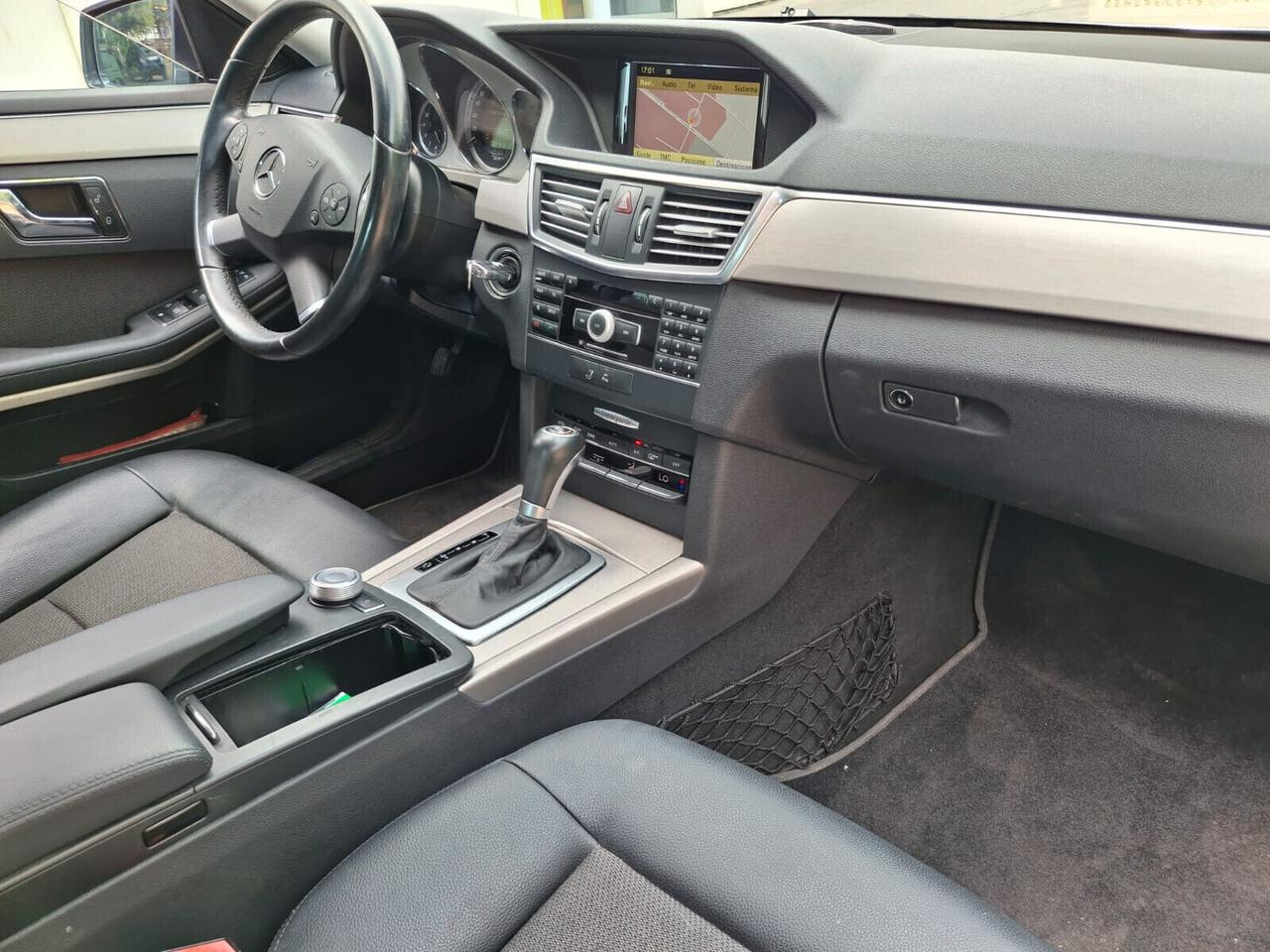 Mercedes-benz E 220 CDI BlueEFFICIENCY Avantg.AMG