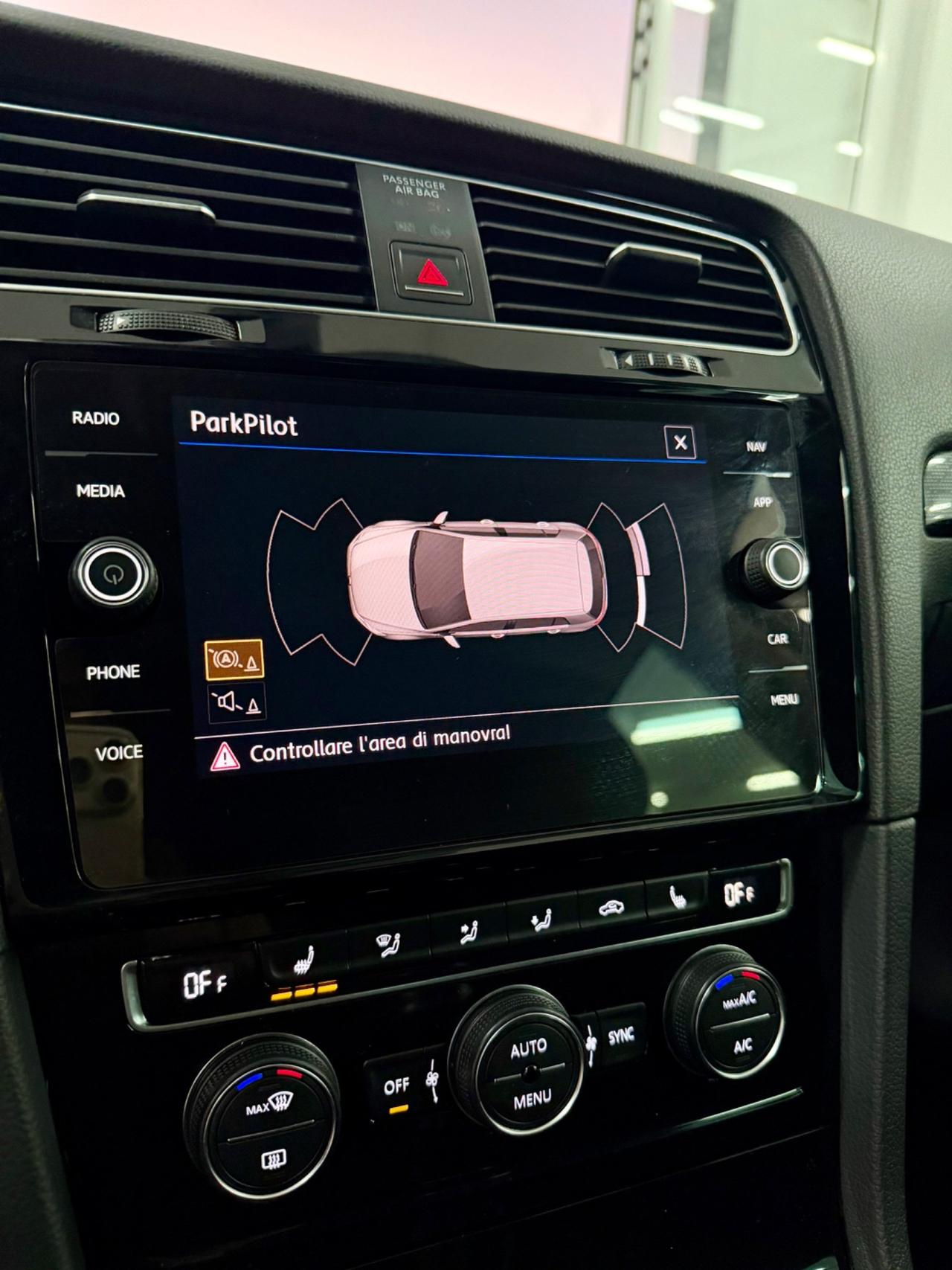 Volkswagen GOLF 7.5 1.6 TDI 5p. FINANZIABILE