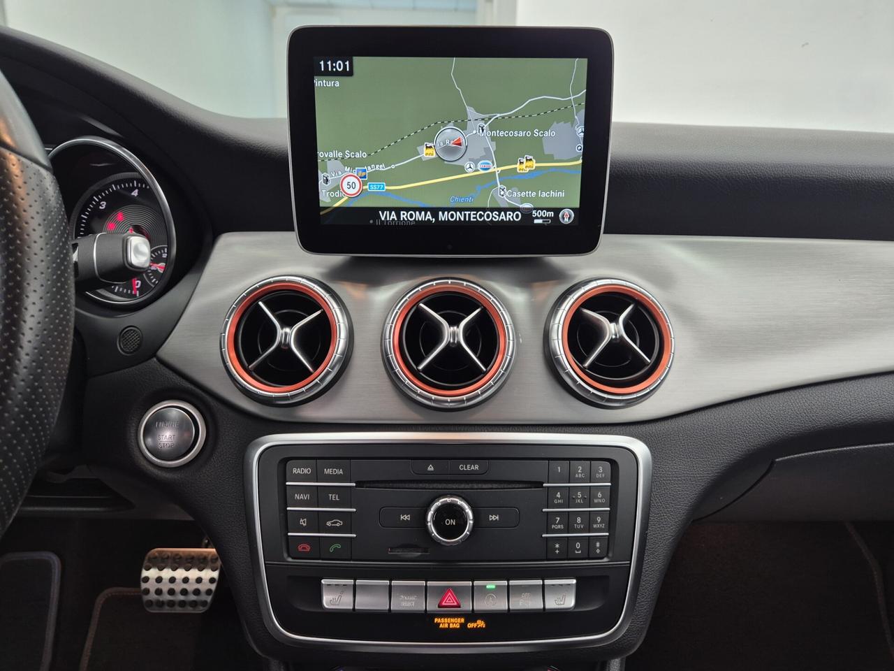 Mercedes-Benz CLA 220 d Shooting Brake AMG Line