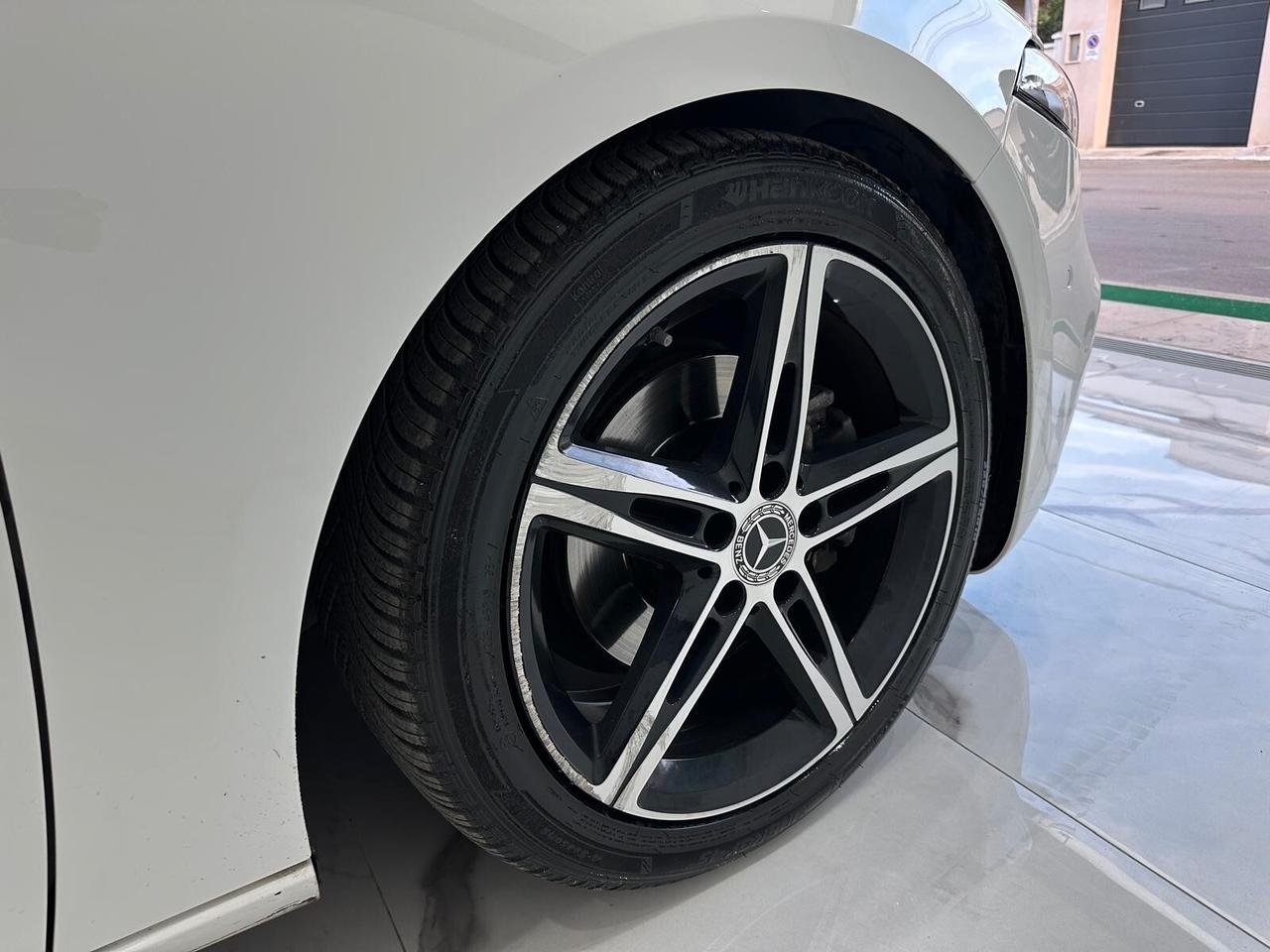 Mercedes-benz A 200 d Automatic Premium Night Pack